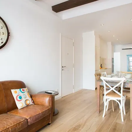 Apartment Sweet By Blausitges